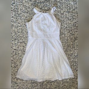 White patterned spring mini dress